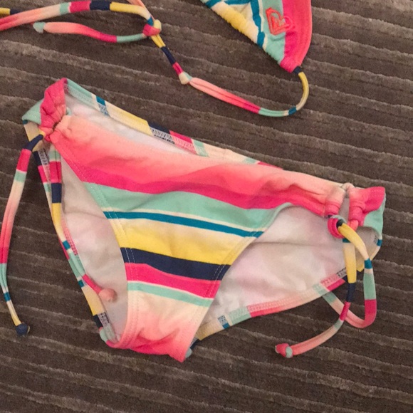 Bikini & Rashguard Set -Roxy - Picture 3 of 5